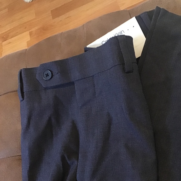 Dress pants - Picture 3 of 3